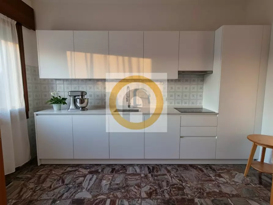 Immagine 2 di Appartamento in vendita  a Rossano Veneto