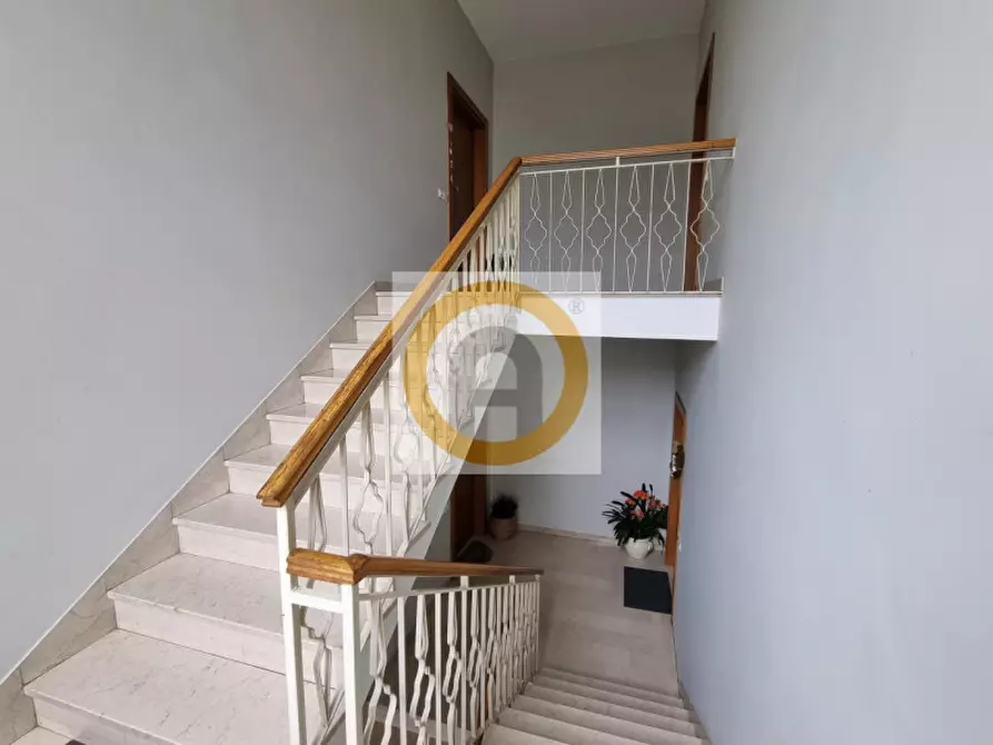 Immagine 13 di Appartamento in vendita  a Rossano Veneto