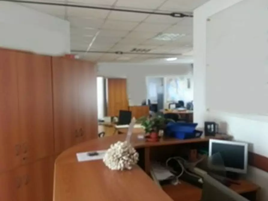 Immagine 2 di Palazzo in vendita  in VIA DE CAPITANI a Agrate Brianza