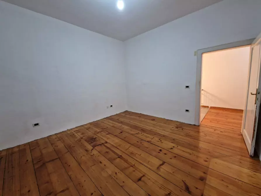 Immagine 8 di Villa in vendita  a Padova