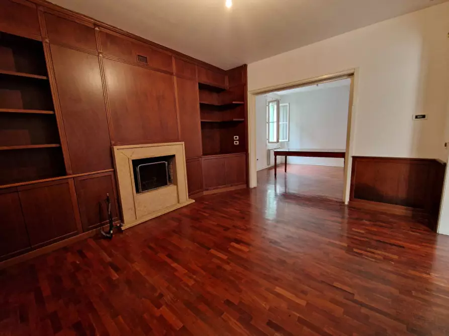 Immagine 17 di Villa in vendita  a Padova