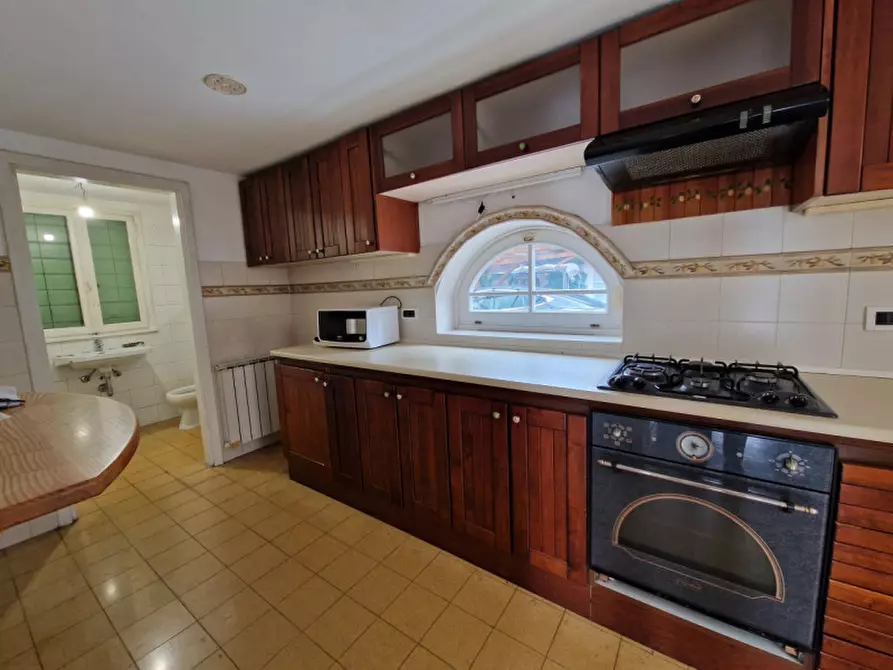 Immagine 20 di Villa in vendita  a Padova