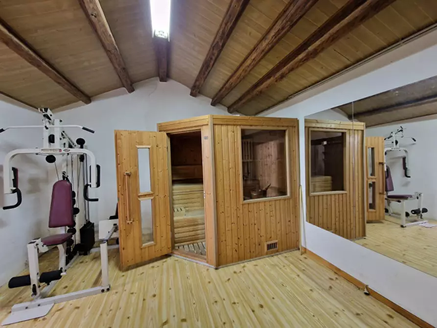 Immagine 24 di Villa in vendita  a Padova