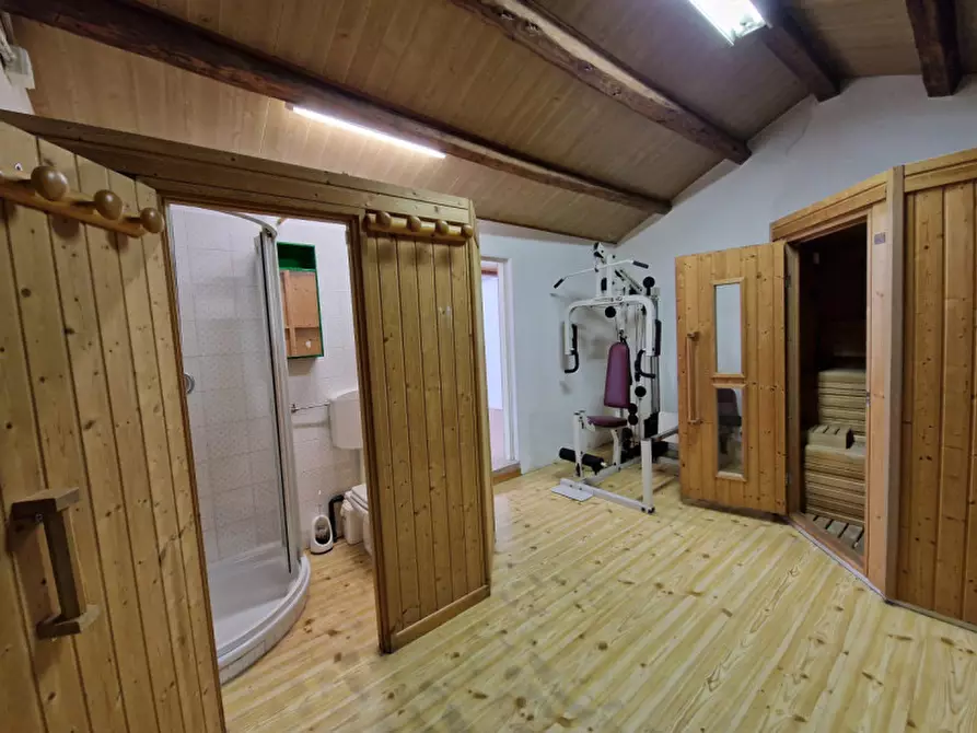 Immagine 25 di Villa in vendita  a Padova