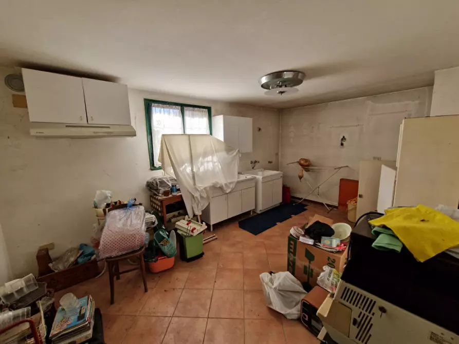 Immagine 21 di Villa in vendita  in Via Vivarini a Padova