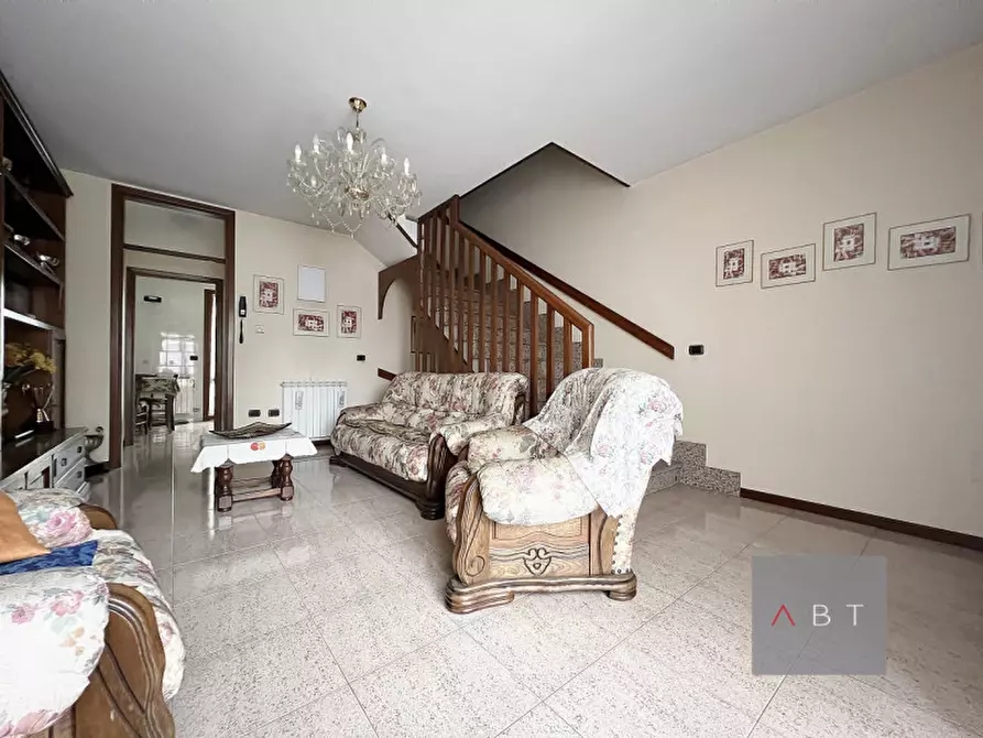 Immagine 3 di Villetta a schiera in vendita  a San Giorgio In Bosco