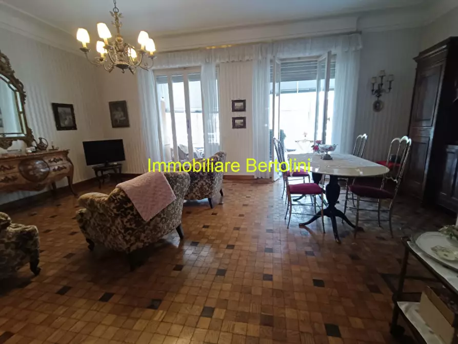 Immagine 2 di Appartamento in vendita  in via legnano a San Remo