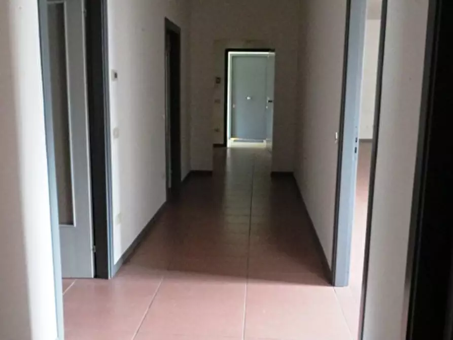 Immagine 13 di Ufficio in vendita  in via Messidoro a Ferrara