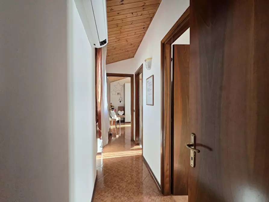 Immagine 6 di Appartamento in affitto  a Treviso