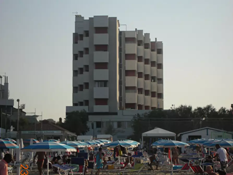 Immagine 8 di Hotel in vendita  a Senigallia