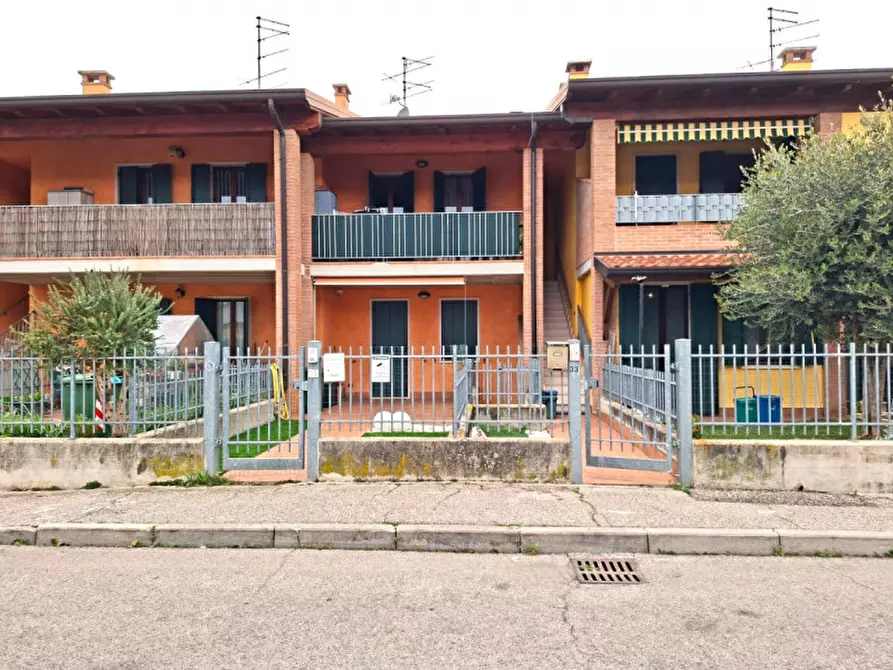 Immagine 1 di Appartamento in vendita  a Valeggio Sul Mincio