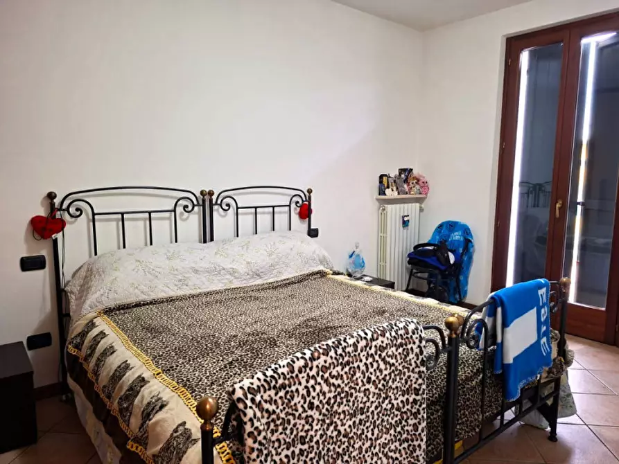 Immagine 9 di Appartamento in vendita  a Valeggio Sul Mincio