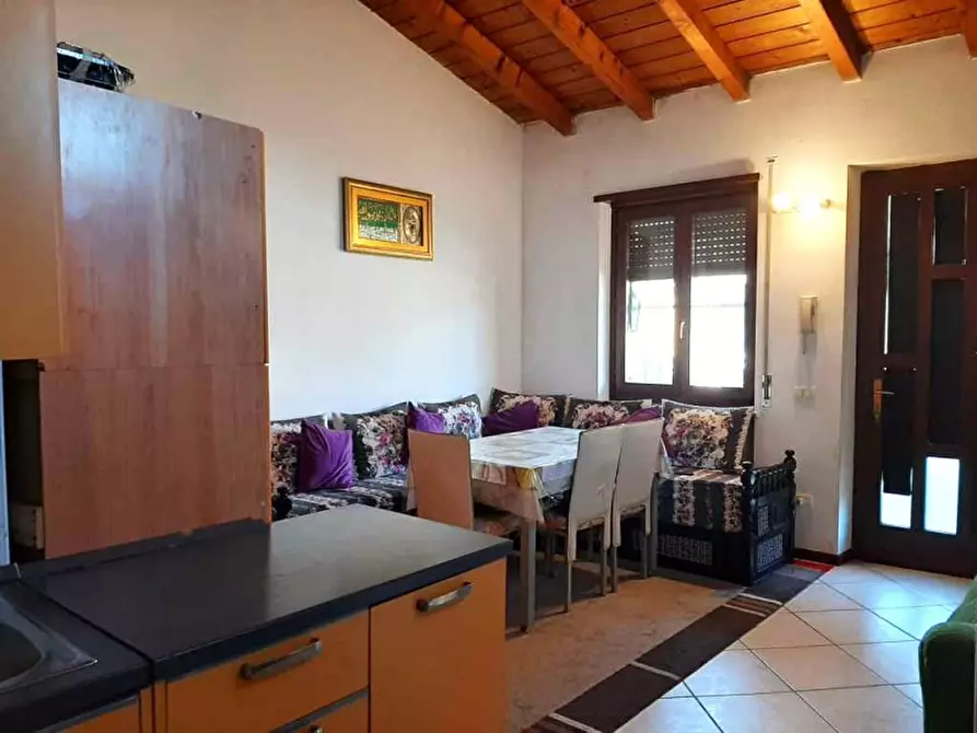 Immagine 4 di Appartamento in vendita  a Valeggio Sul Mincio