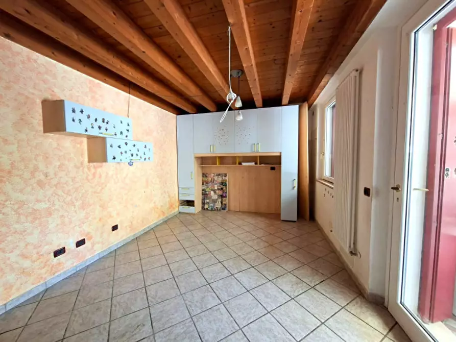 Immagine 18 di Villetta a schiera in vendita  a Valeggio Sul Mincio