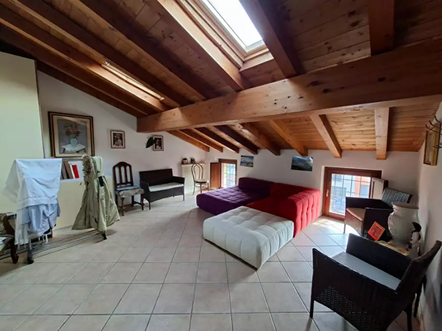 Immagine 26 di Rustico / casale in vendita  a Valeggio Sul Mincio