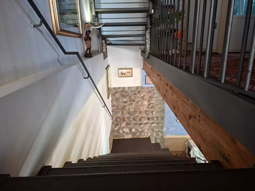 Immagine 27 di Rustico / casale in vendita  a Valeggio Sul Mincio