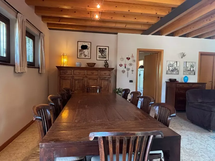 Immagine 24 di Villa in vendita  a Valeggio Sul Mincio