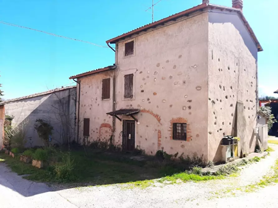 Immagine 1 di Rustico / casale in vendita  a Valeggio Sul Mincio