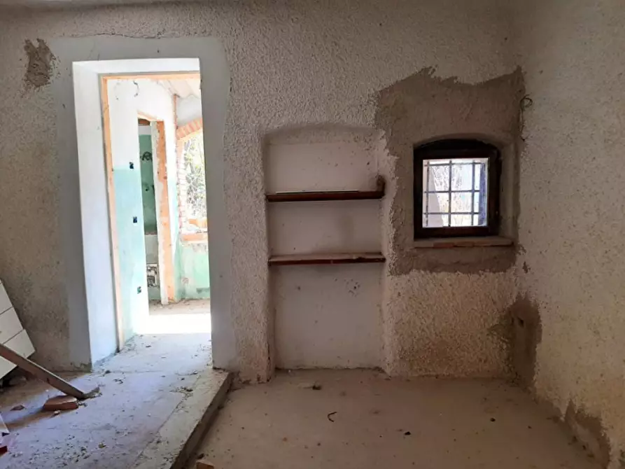 Immagine 11 di Rustico / casale in vendita  a Valeggio Sul Mincio