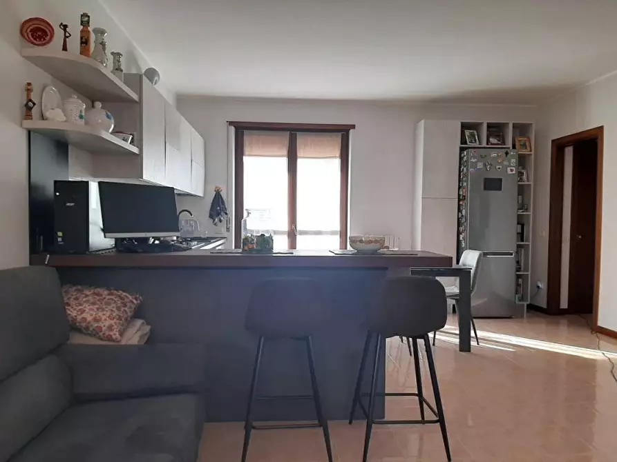 Immagine 2 di Appartamento in vendita  a Valeggio Sul Mincio