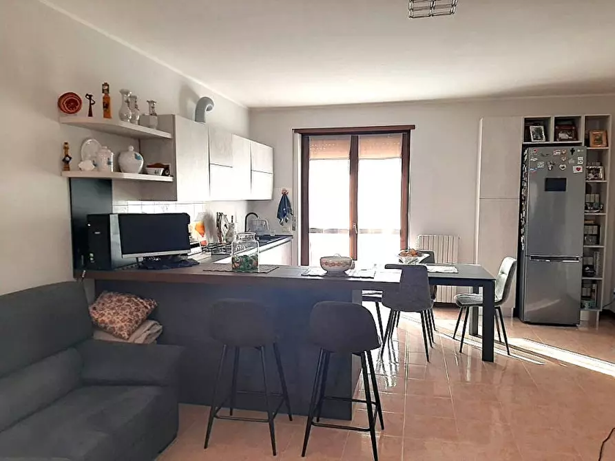 Immagine 3 di Appartamento in vendita  a Valeggio Sul Mincio