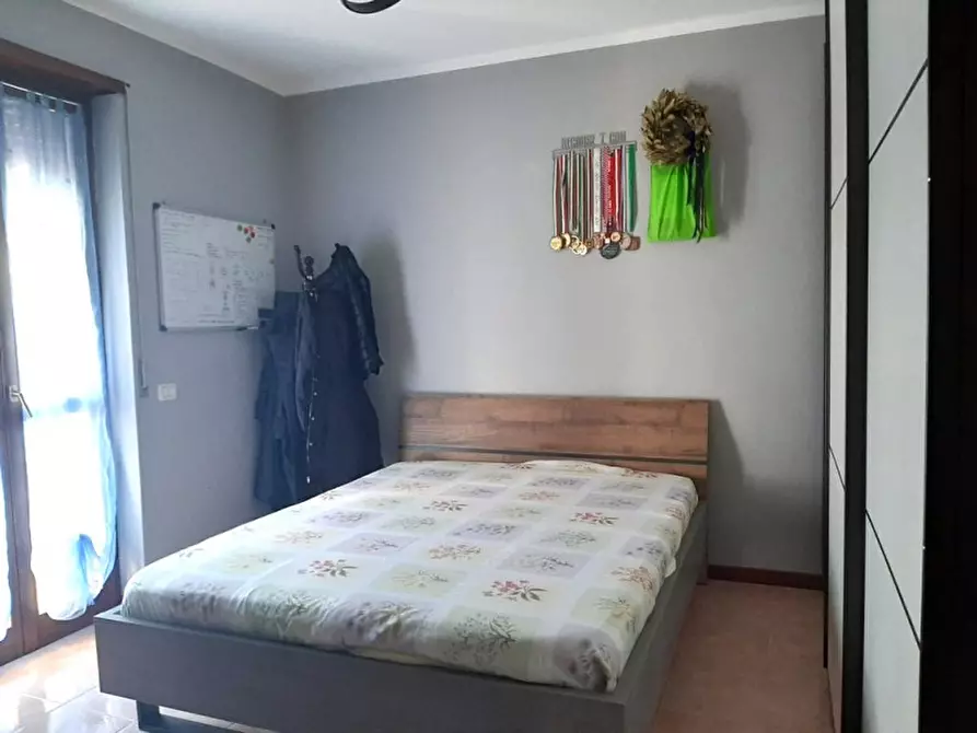 Immagine 12 di Appartamento in vendita  a Valeggio Sul Mincio