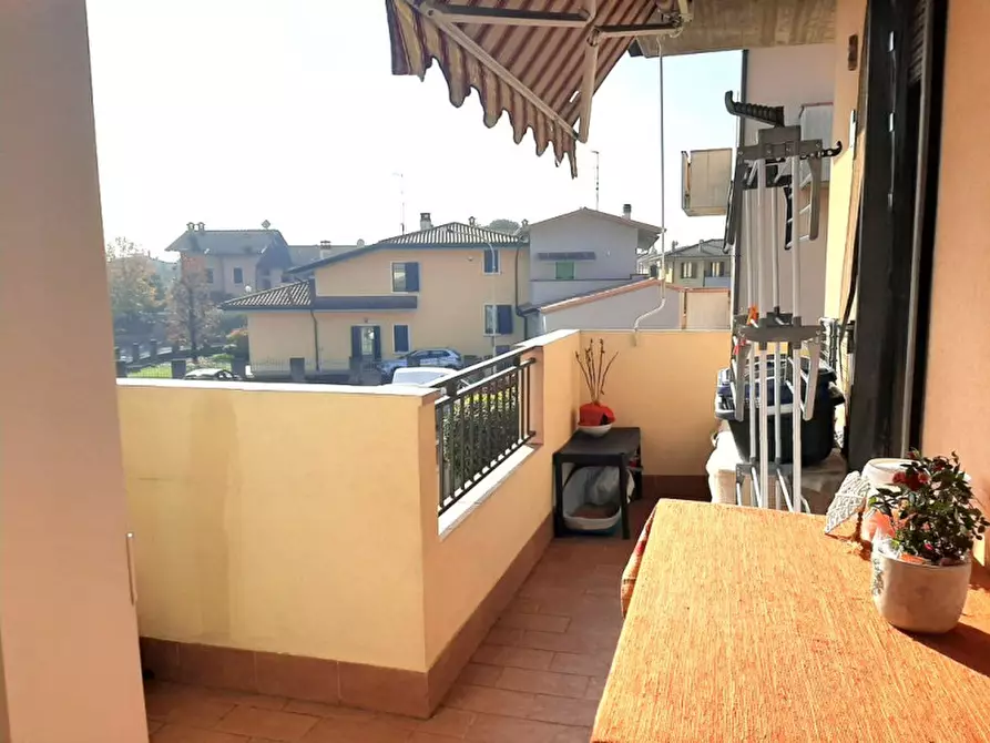 Immagine 13 di Appartamento in vendita  a Valeggio Sul Mincio