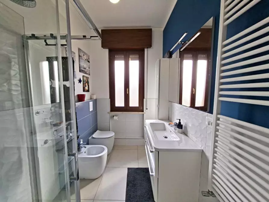 Immagine 10 di Appartamento in vendita  a Valeggio Sul Mincio