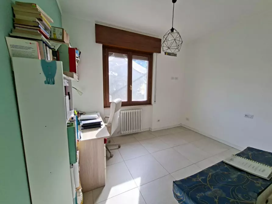 Immagine 12 di Appartamento in vendita  a Valeggio Sul Mincio