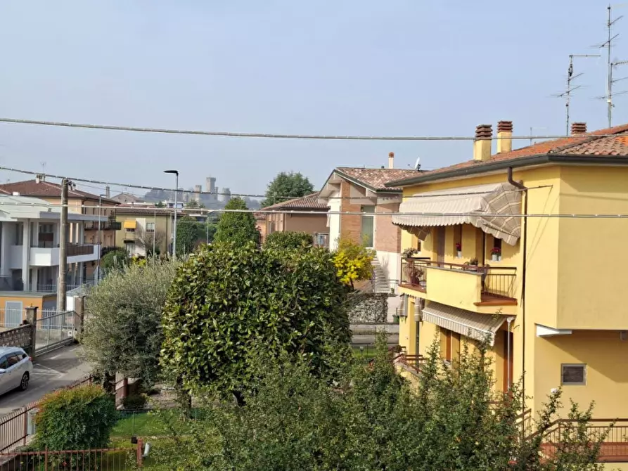 Immagine 14 di Appartamento in vendita  a Valeggio Sul Mincio