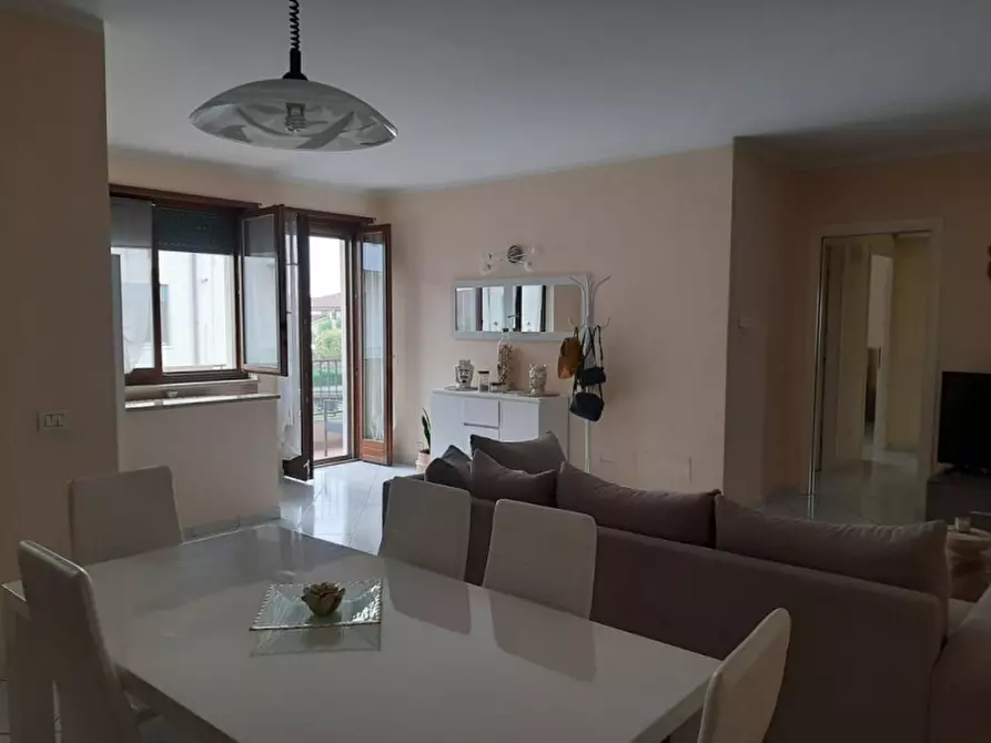 Immagine 4 di Appartamento in vendita  a Valeggio Sul Mincio