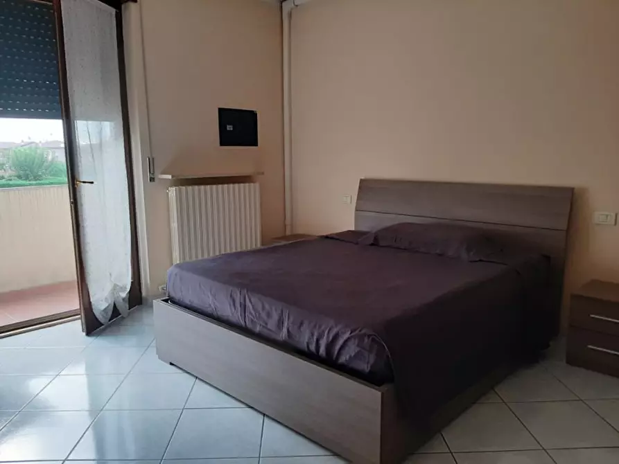 Immagine 8 di Appartamento in vendita  a Valeggio Sul Mincio