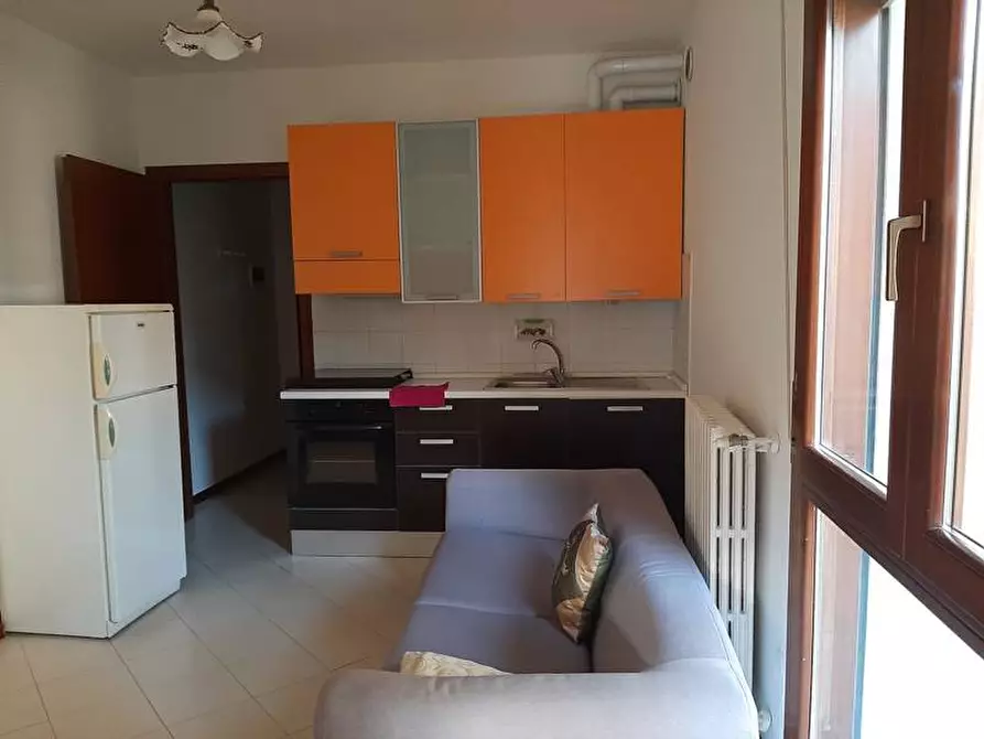 Immagine 4 di Appartamento in vendita  a Valeggio Sul Mincio