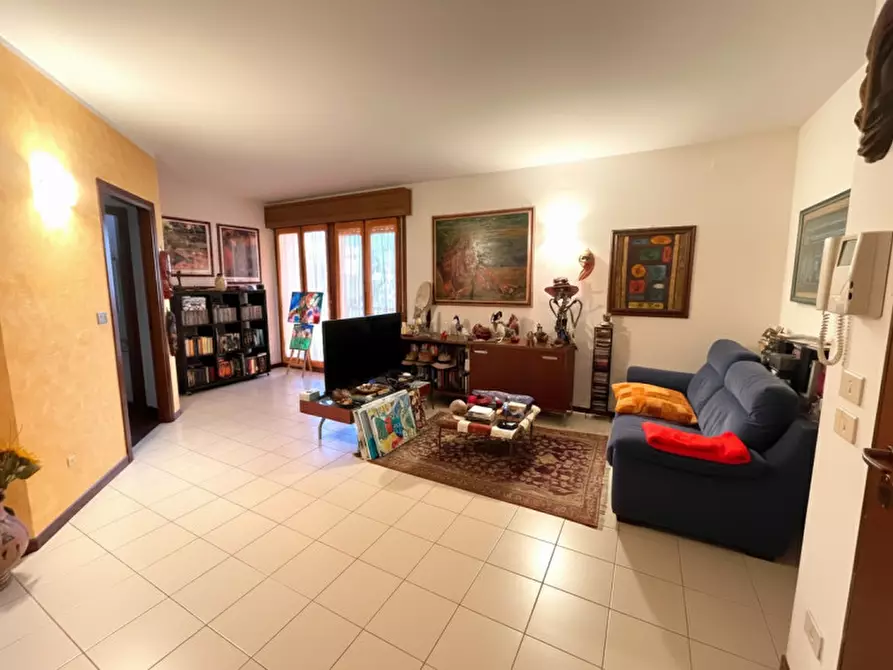 Immagine 2 di Appartamento in vendita  a Valeggio Sul Mincio