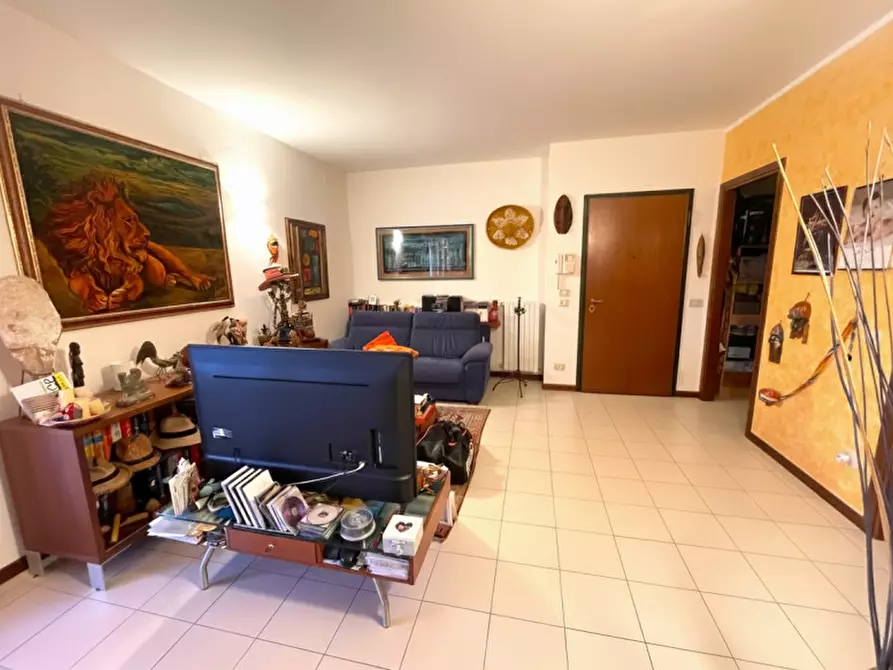 Immagine 4 di Appartamento in vendita  a Valeggio Sul Mincio