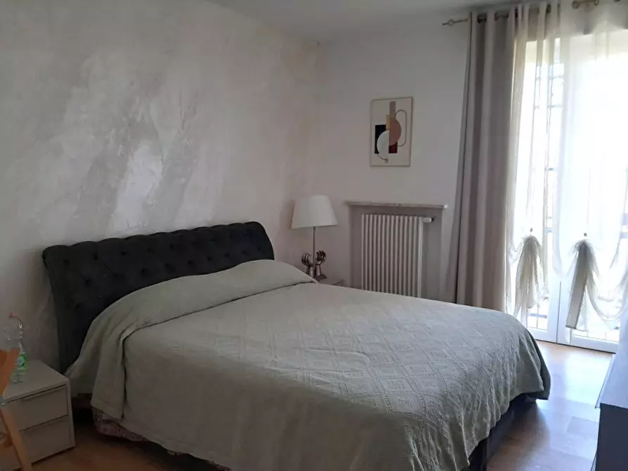 Immagine 8 di Villetta a schiera in vendita  a Valeggio Sul Mincio