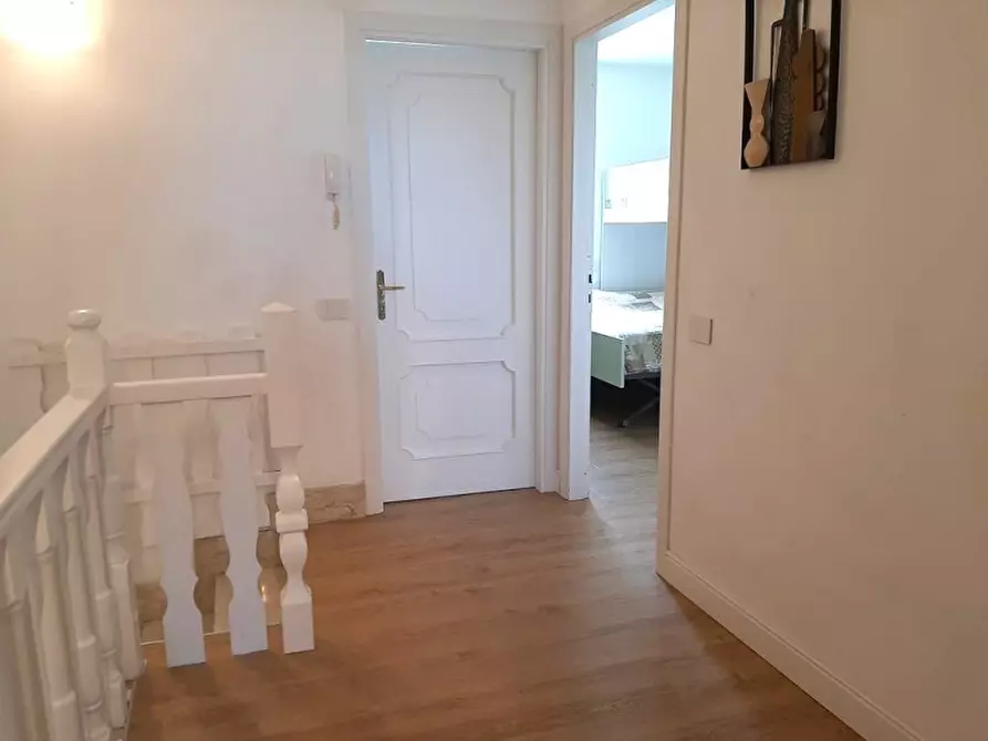 Immagine 13 di Villetta a schiera in vendita  a Valeggio Sul Mincio