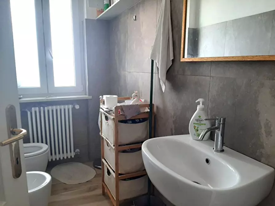 Immagine 13 di Villetta a schiera in vendita  a Valeggio Sul Mincio