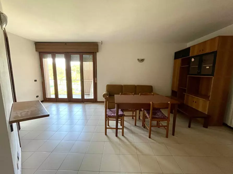 Immagine 3 di Appartamento in vendita  a Valeggio Sul Mincio