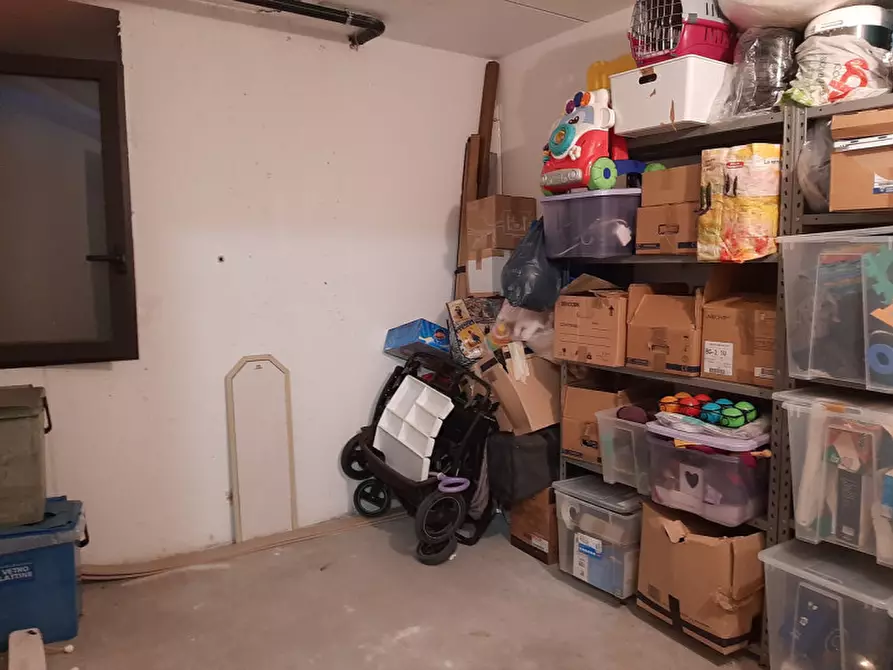 Immagine 19 di Appartamento in vendita  a Valeggio Sul Mincio