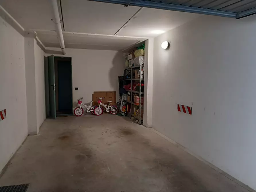 Immagine 20 di Appartamento in vendita  a Valeggio Sul Mincio