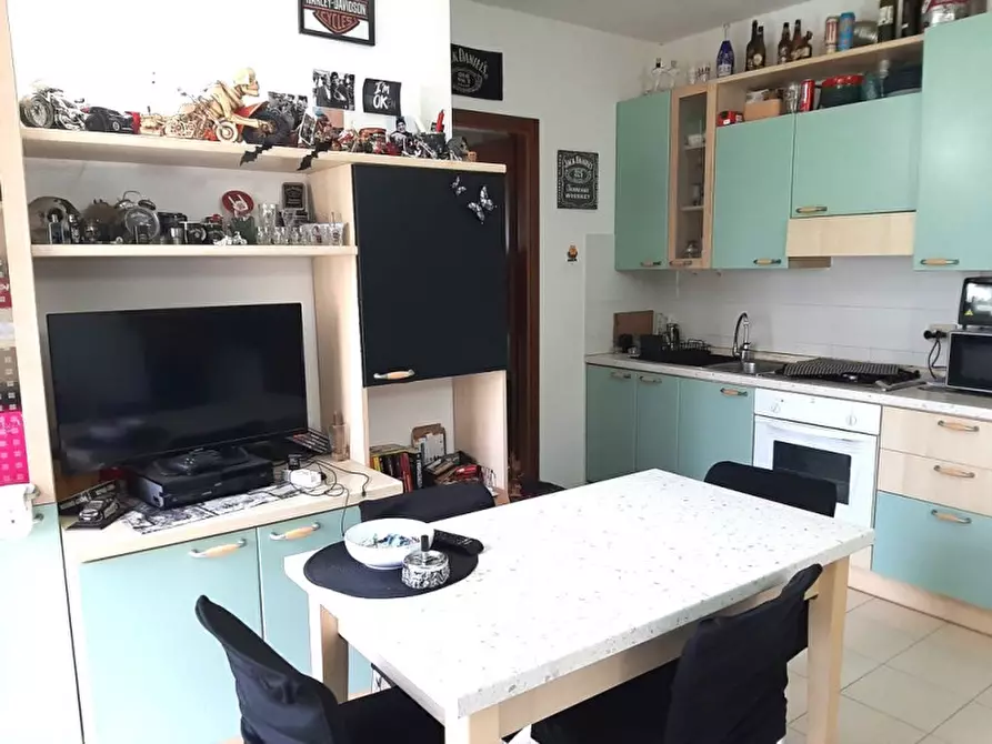 Immagine 3 di Appartamento in vendita  a Valeggio Sul Mincio