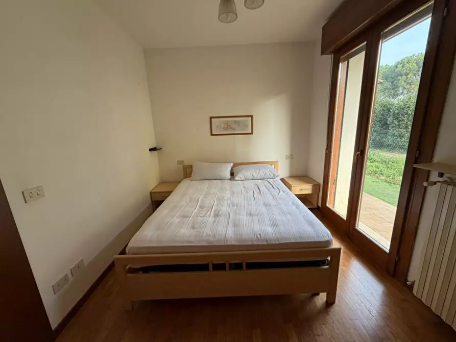 Immagine 4 di Appartamento in vendita  a Valeggio Sul Mincio