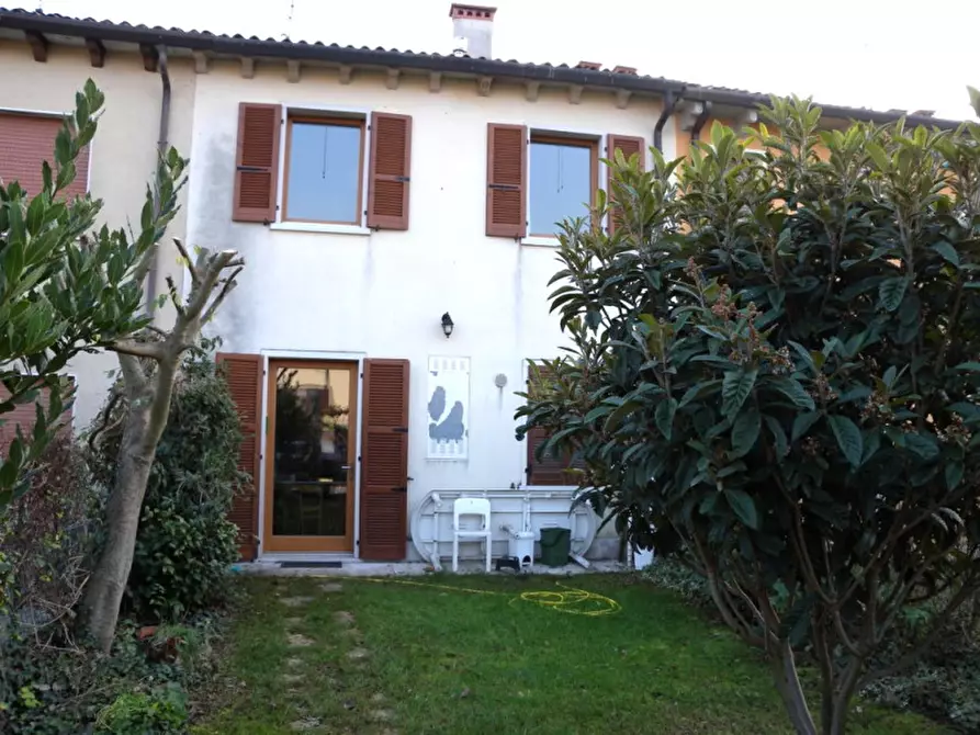 Immagine 4 di Villetta a schiera in vendita  a Valeggio Sul Mincio