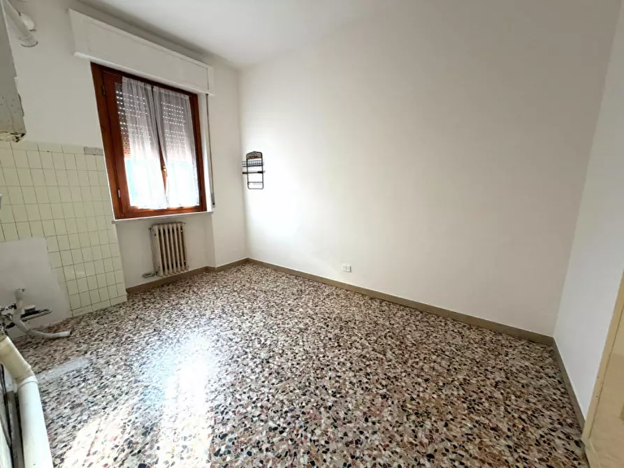 Immagine 5 di Appartamento in vendita  in Via Roma 17 a Valeggio Sul Mincio