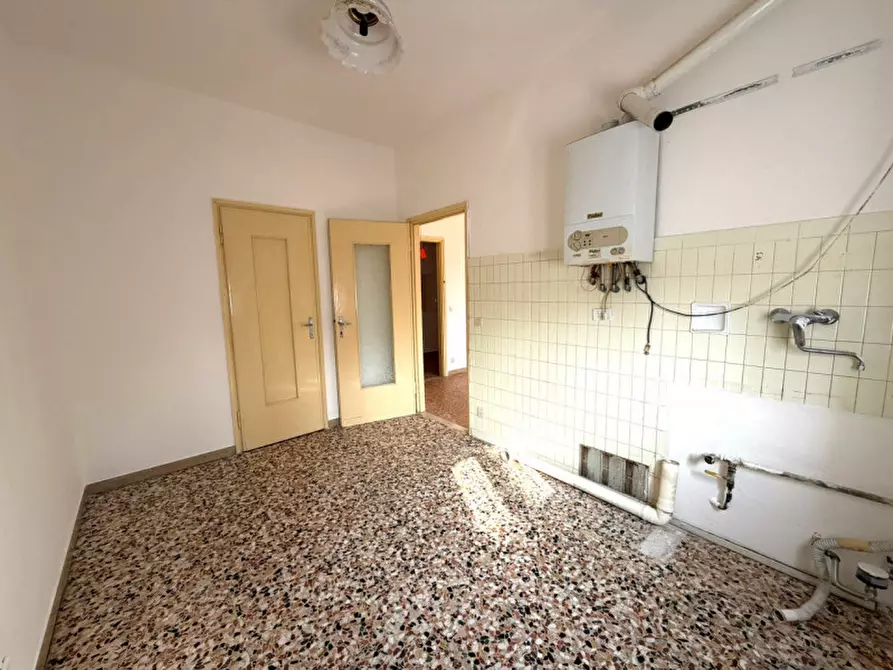 Immagine 6 di Appartamento in vendita  in Via Roma 17 a Valeggio Sul Mincio