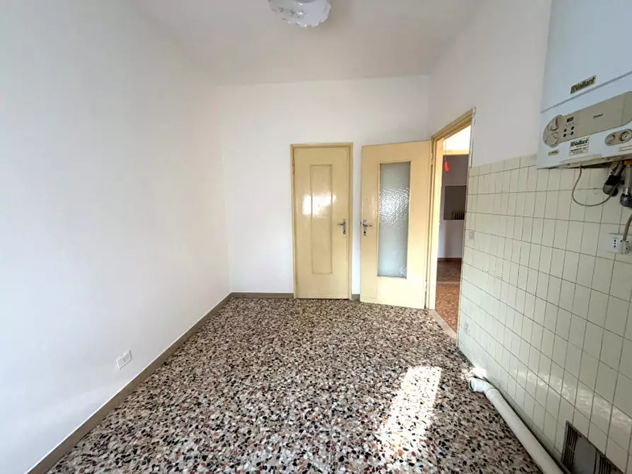 Immagine 8 di Appartamento in vendita  in Via Roma 17 a Valeggio Sul Mincio