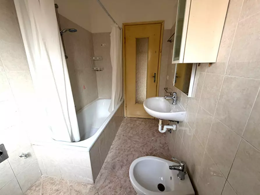 Immagine 12 di Appartamento in vendita  in Via Roma 17 a Valeggio Sul Mincio