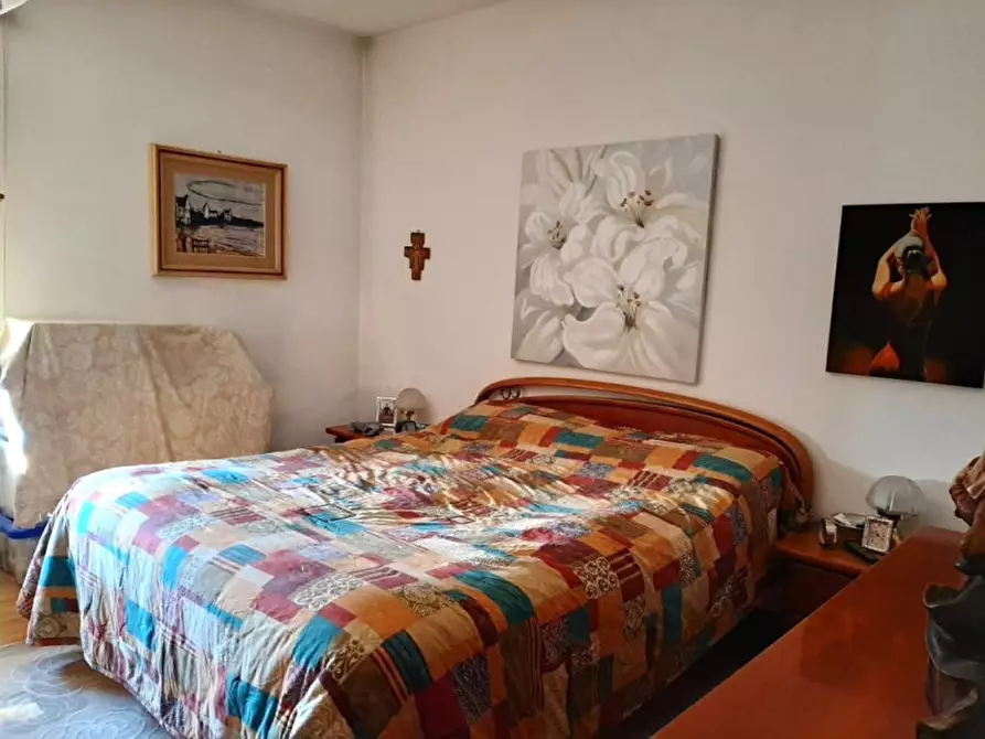 Immagine 6 di Appartamento in vendita  a Valeggio Sul Mincio