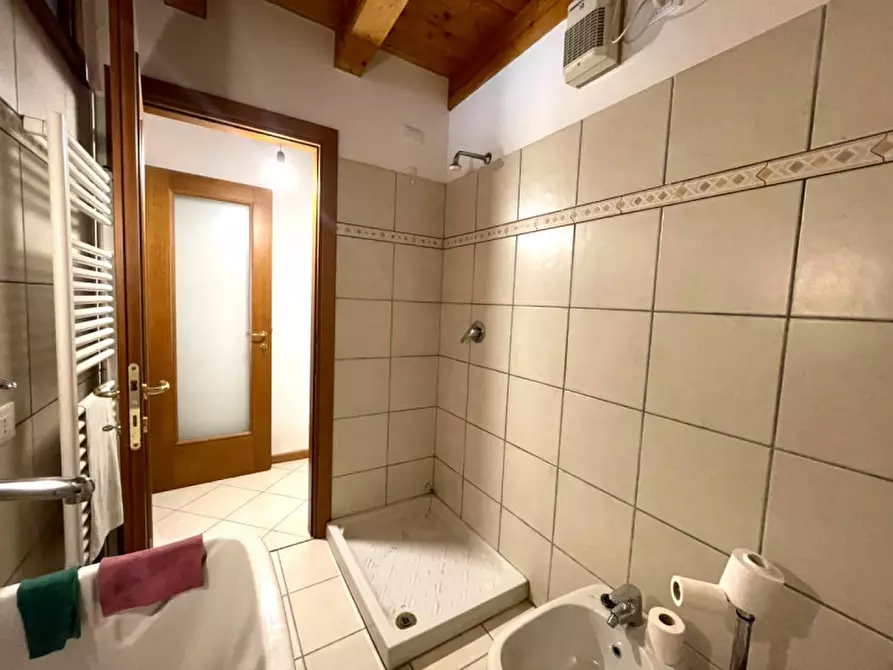 Immagine 7 di Villetta a schiera in vendita  a Valeggio Sul Mincio